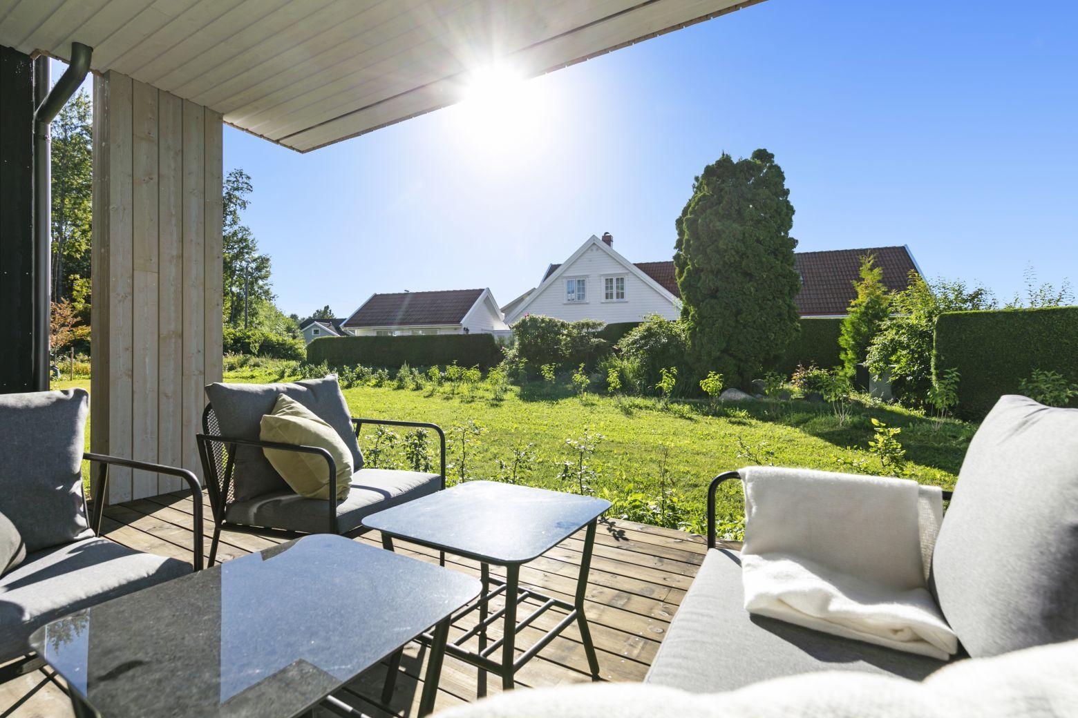 KK 6727 8959bab467a44dfd4688020ad8a7170c